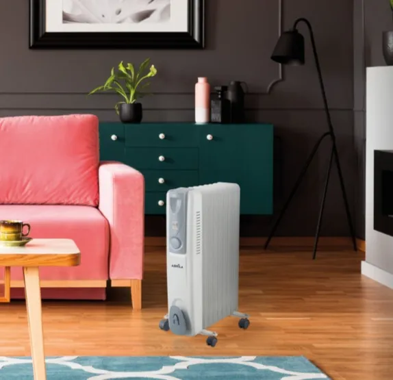 Radiador de aceite Confort 2500W de alta potencia, con 11 elementos, ruedas de transporte y sistema de protección contra sobrecalentamiento.