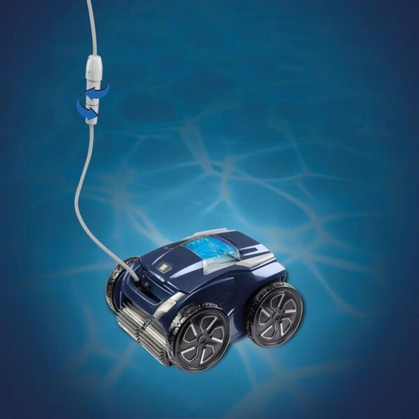 Limpiafondos automático Zodiac RA 6900 iQ sumergido en el fondo de una piscina, destacando el dispositivo swivel antienredos de su cable.