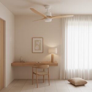 Ventilador de techo Led White Sara de M mimotec instalado en un salón nórdico con escritorio de madera.